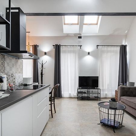 Studio Station With Gallery Budapest Bagian luar foto