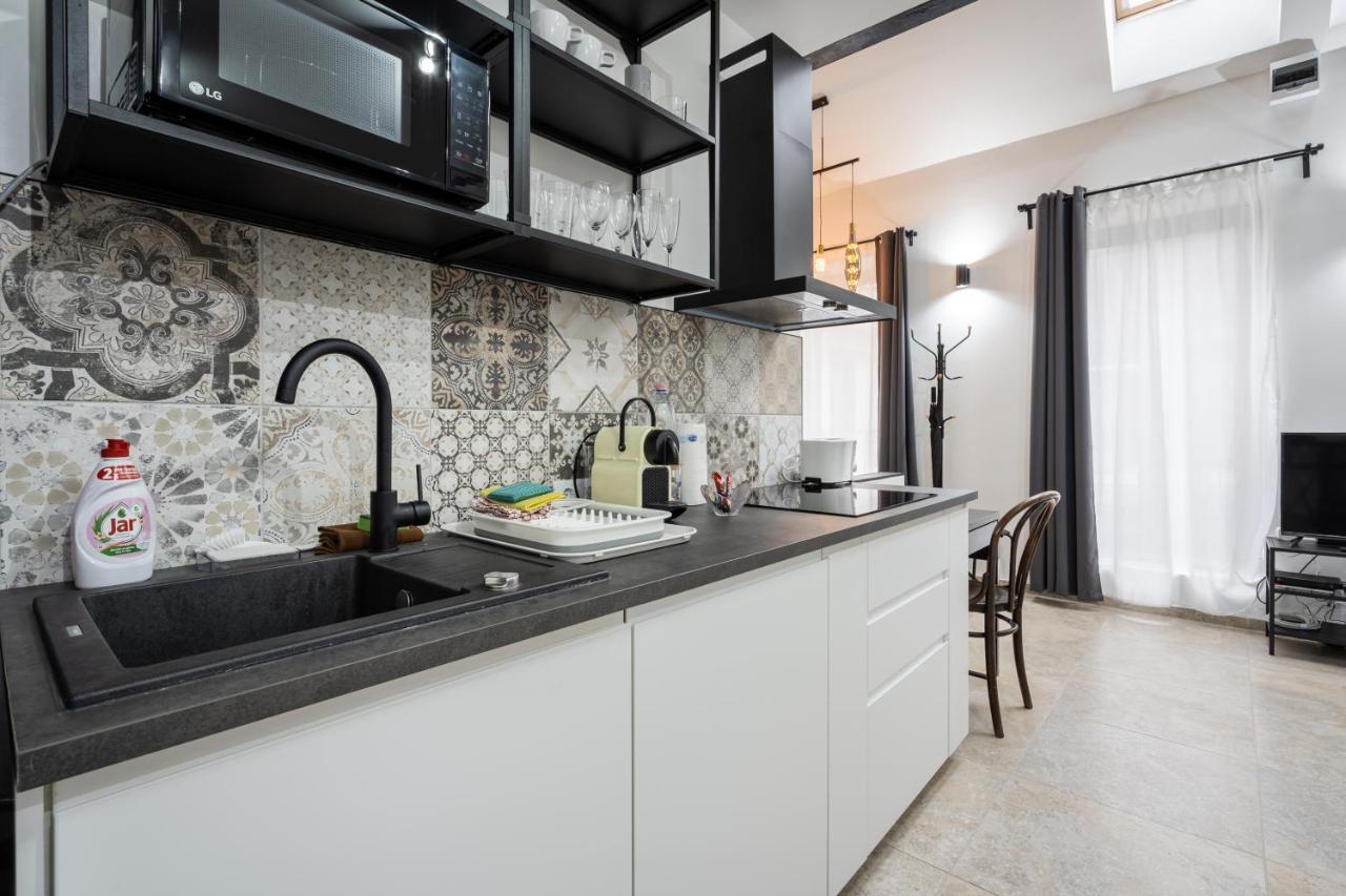 Studio Station With Gallery Budapest Bagian luar foto
